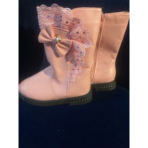 Dadawen Girls' Pink Bow Princess Winter Boots Casual Zip Closure - Picture 4 of 6